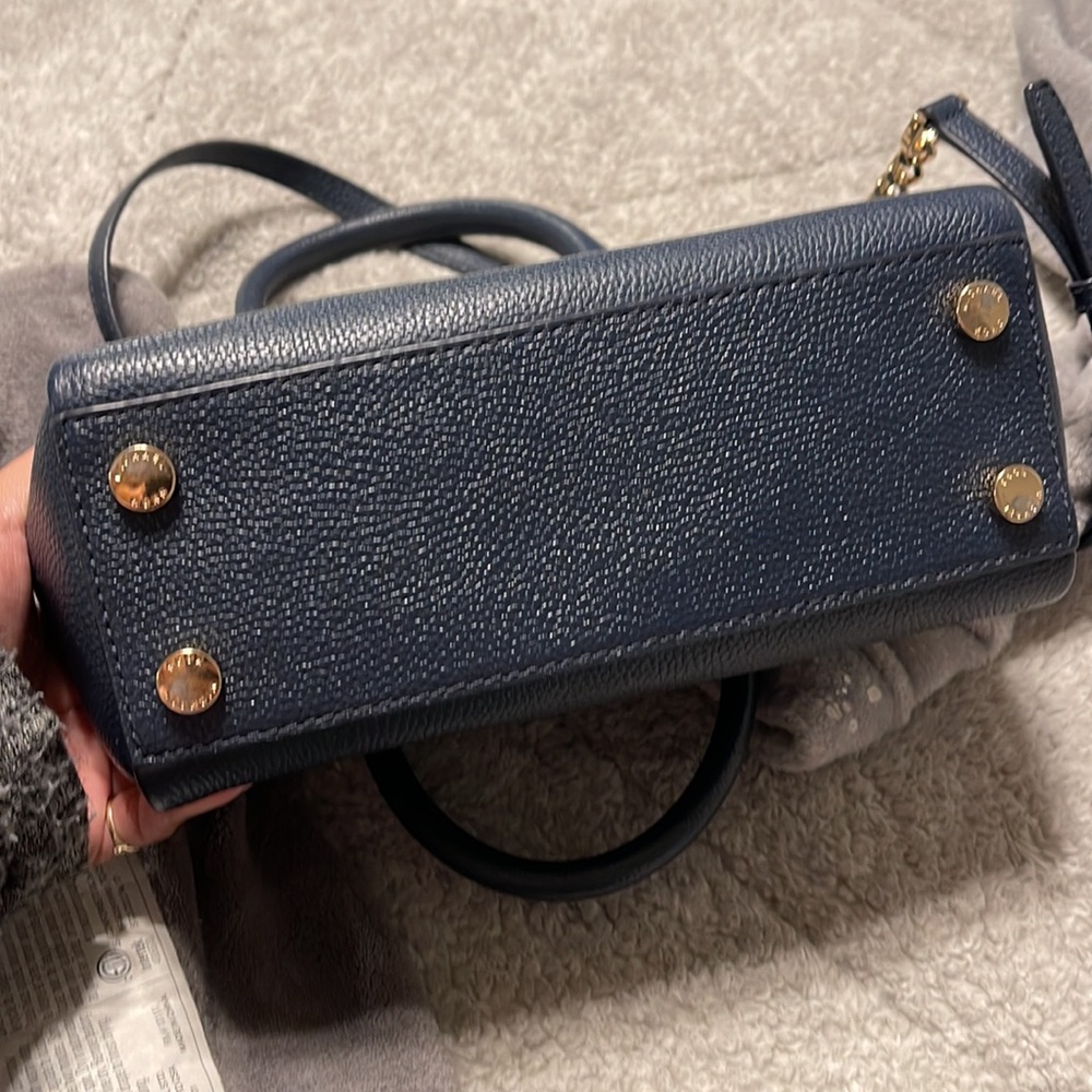 Navy medium Michael Kors purse - Picture 2 of 6